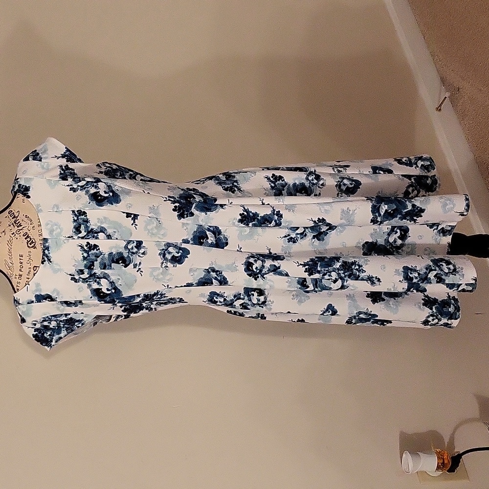 Gorgeous Elle summer dress